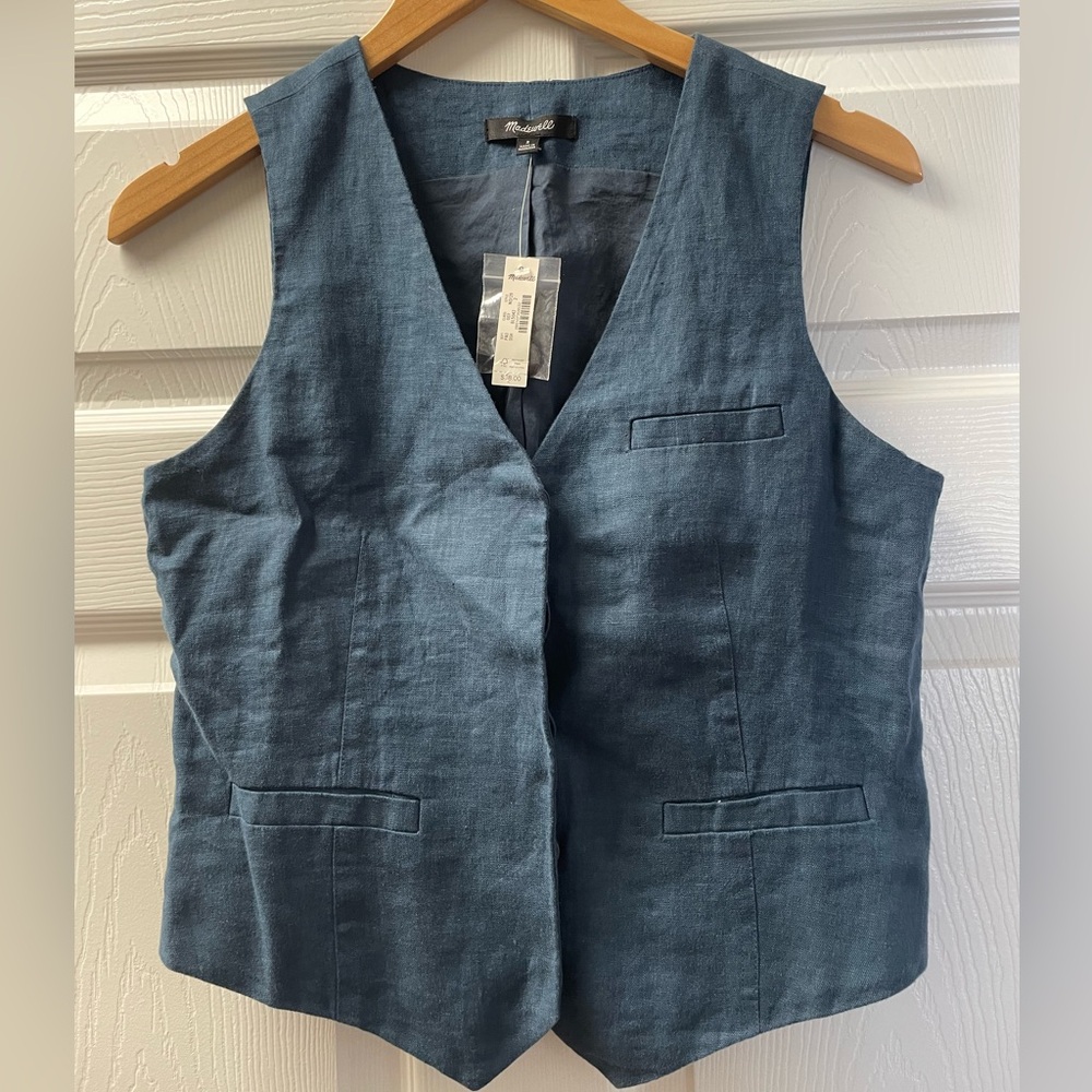 madewell linen button front vest

NWT
